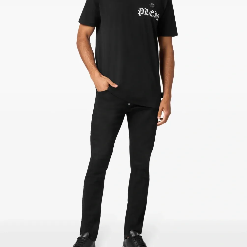 Футболка с принтом Футболка с принтом