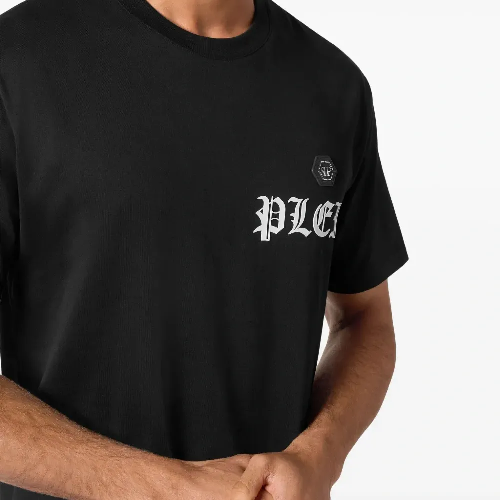 Футболка с принтом Футболка с принтом