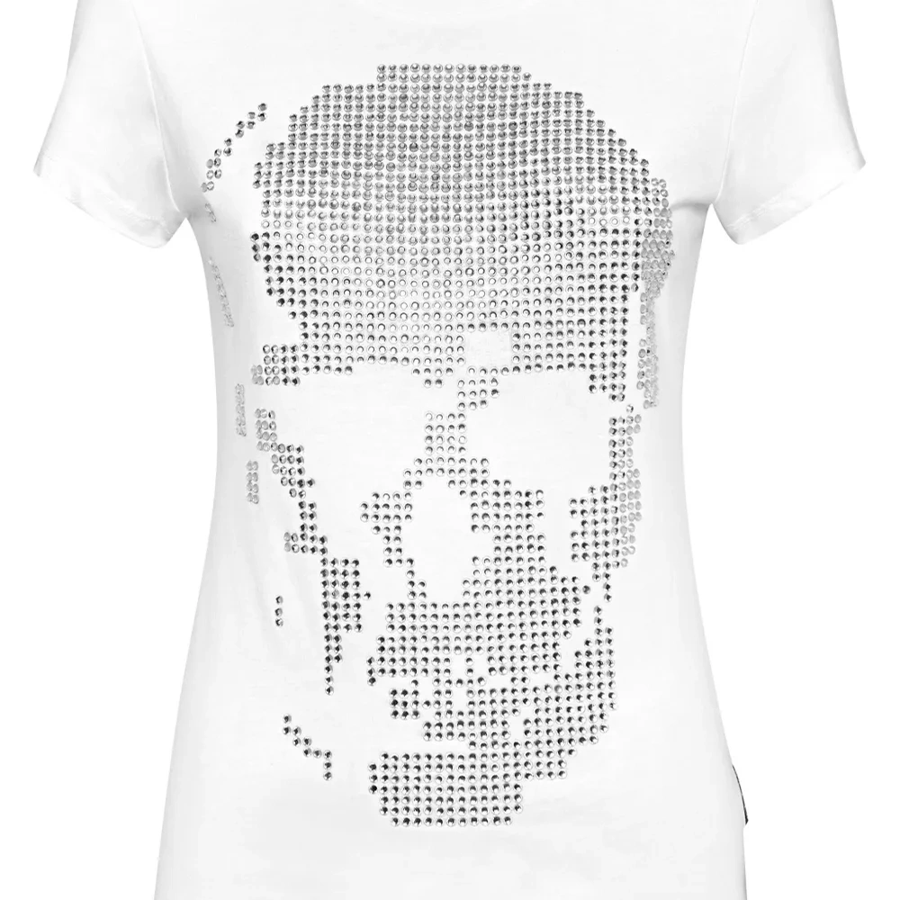 Футболка с заклепками Футболка с заклепками