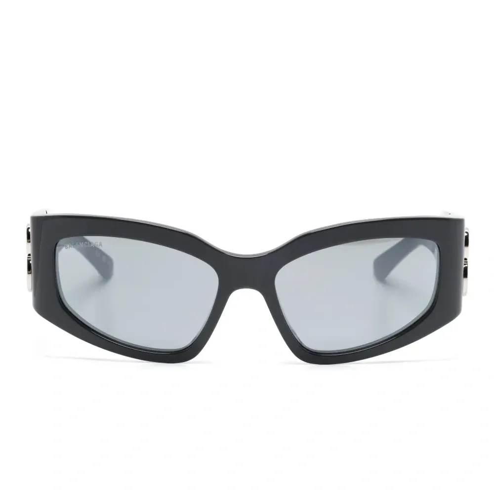 Солнцезащитные очки Bossy