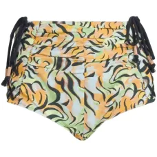 Короткие шорты с графичным принтом