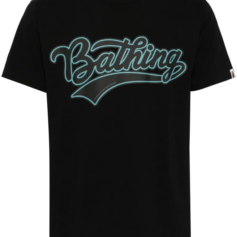 Футболка с логотипом