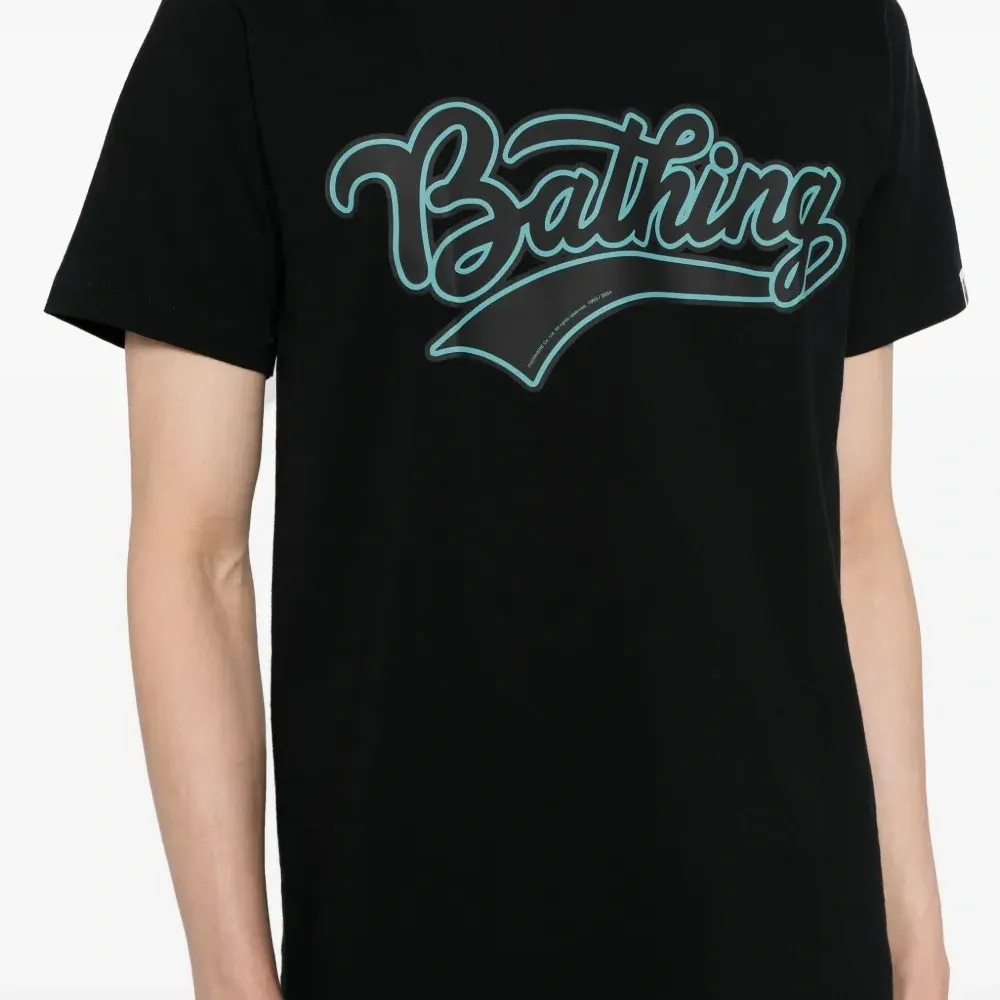 Футболка с логотипом Футболка с логотипом