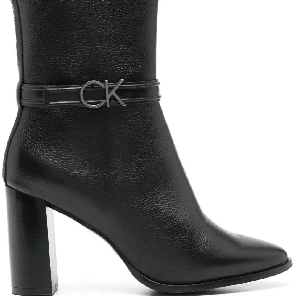 Ботильоны на каблуке Ботильоны на каблуке