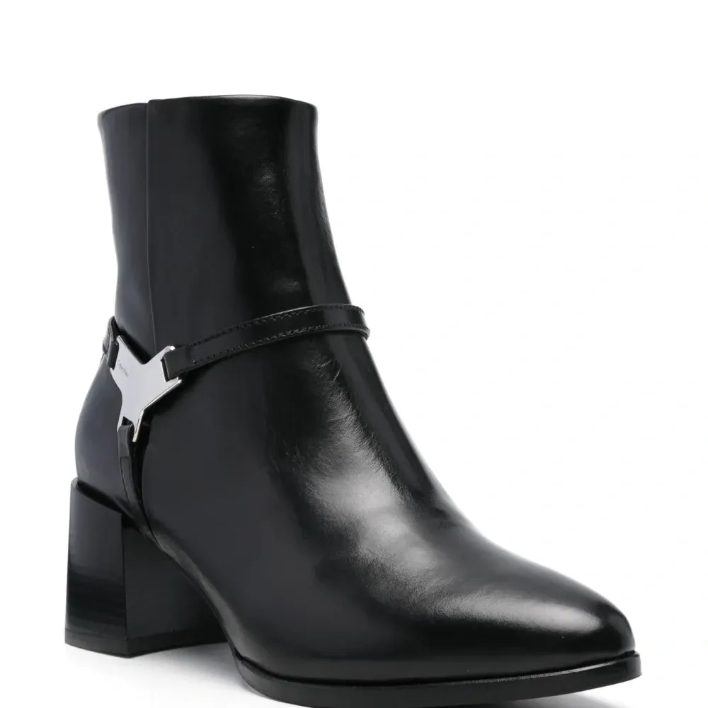 Ботильоны на каблуке Ботильоны на каблуке