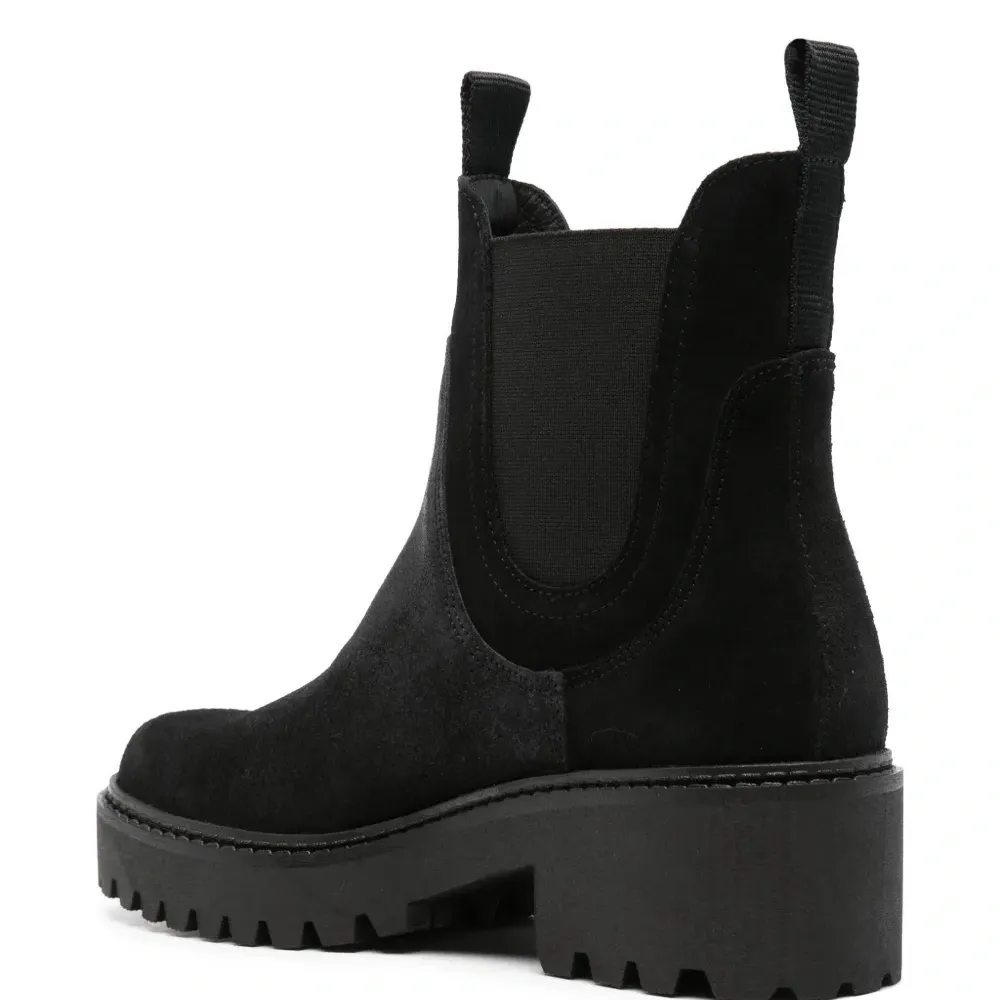 Ботинки с логотипом