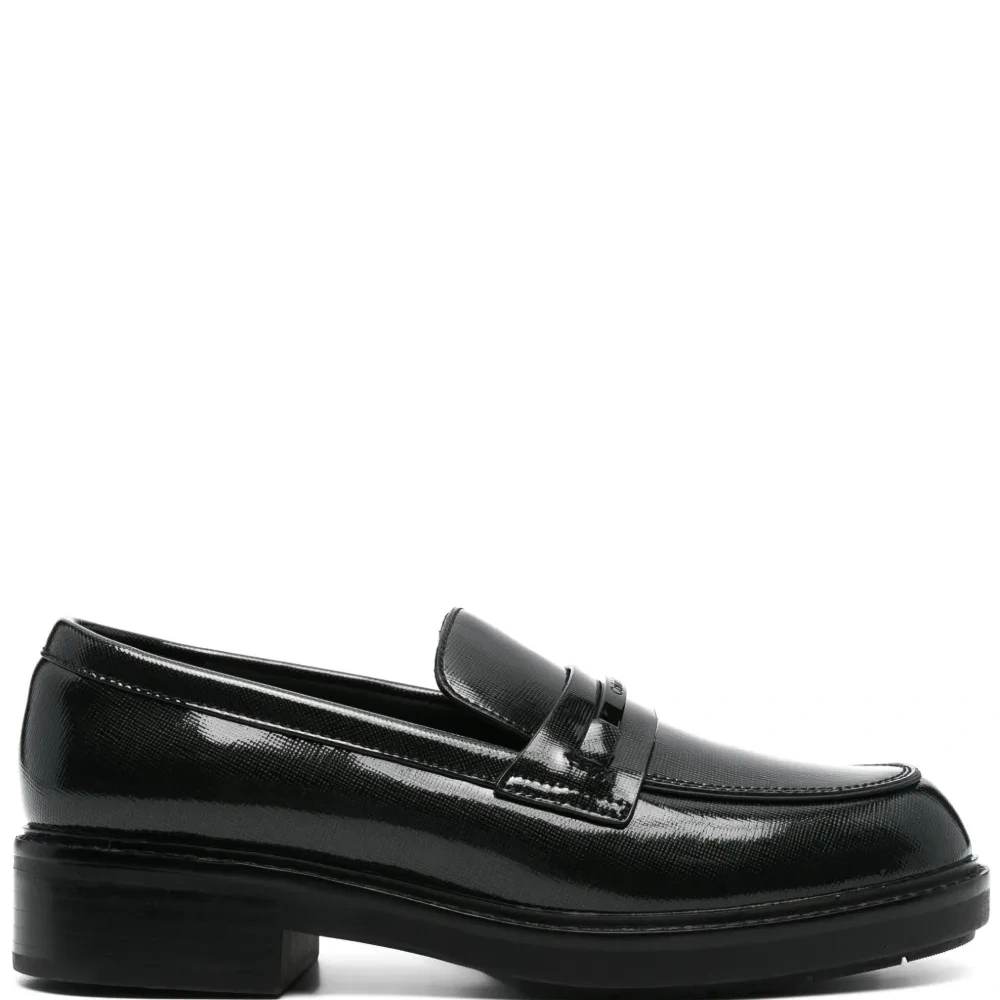 Лакированные лоферы