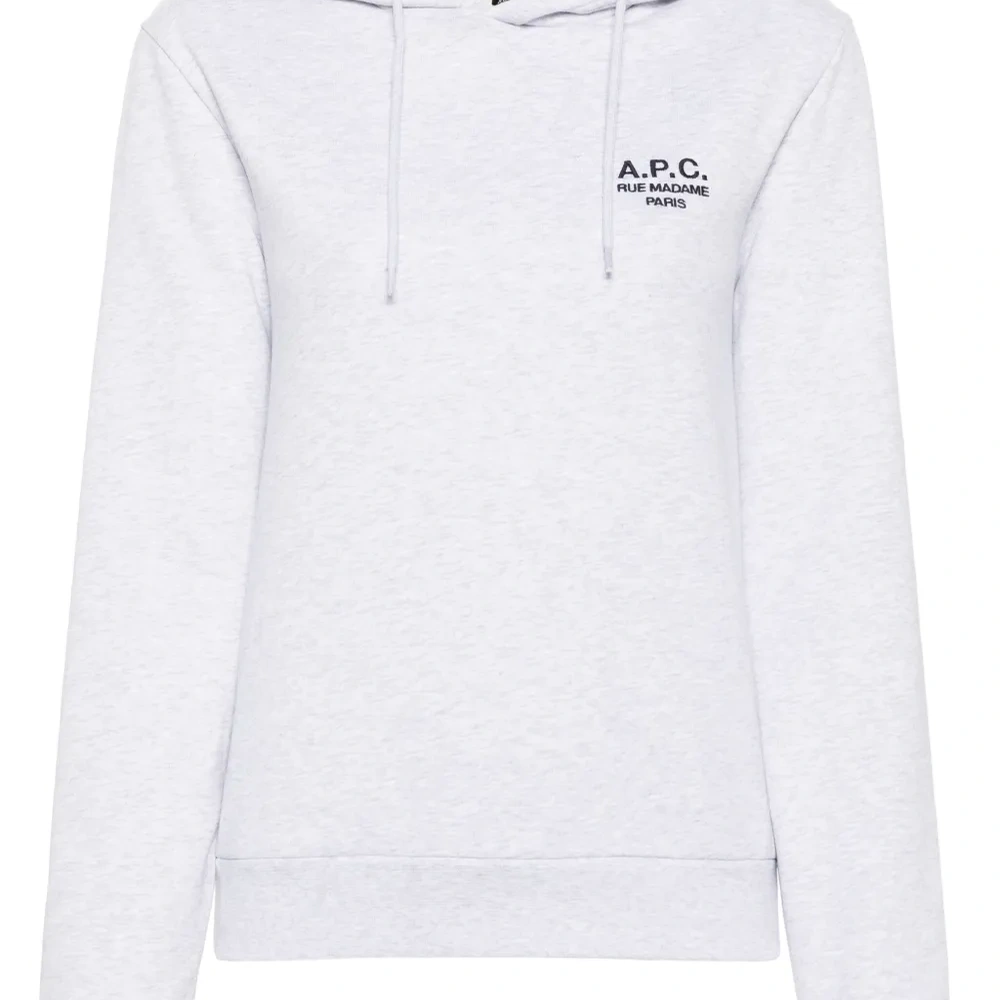 Худи с вышитым логотипом