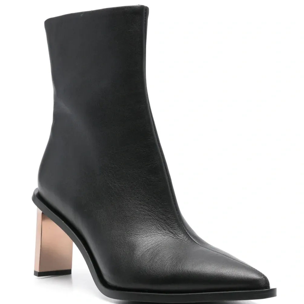 Ботильоны на каблуке Ботильоны на каблуке