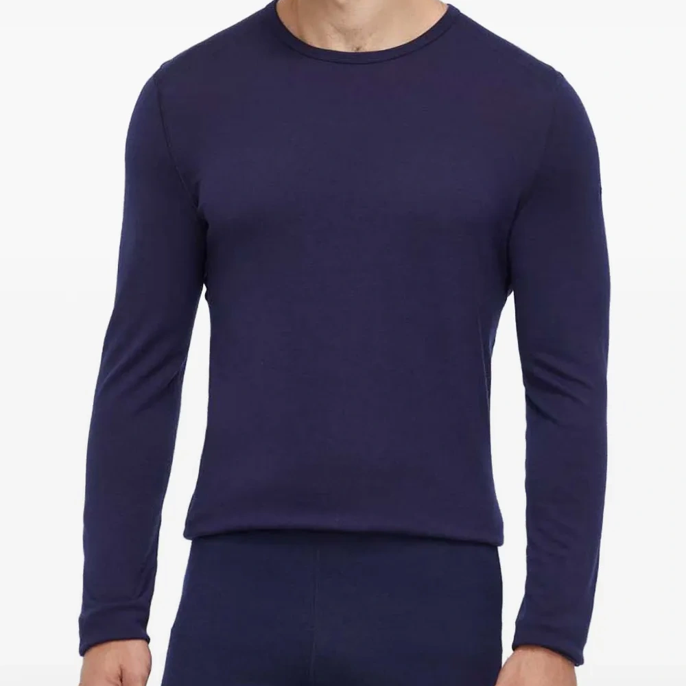 Футболка с длинными рукавами и логотипом