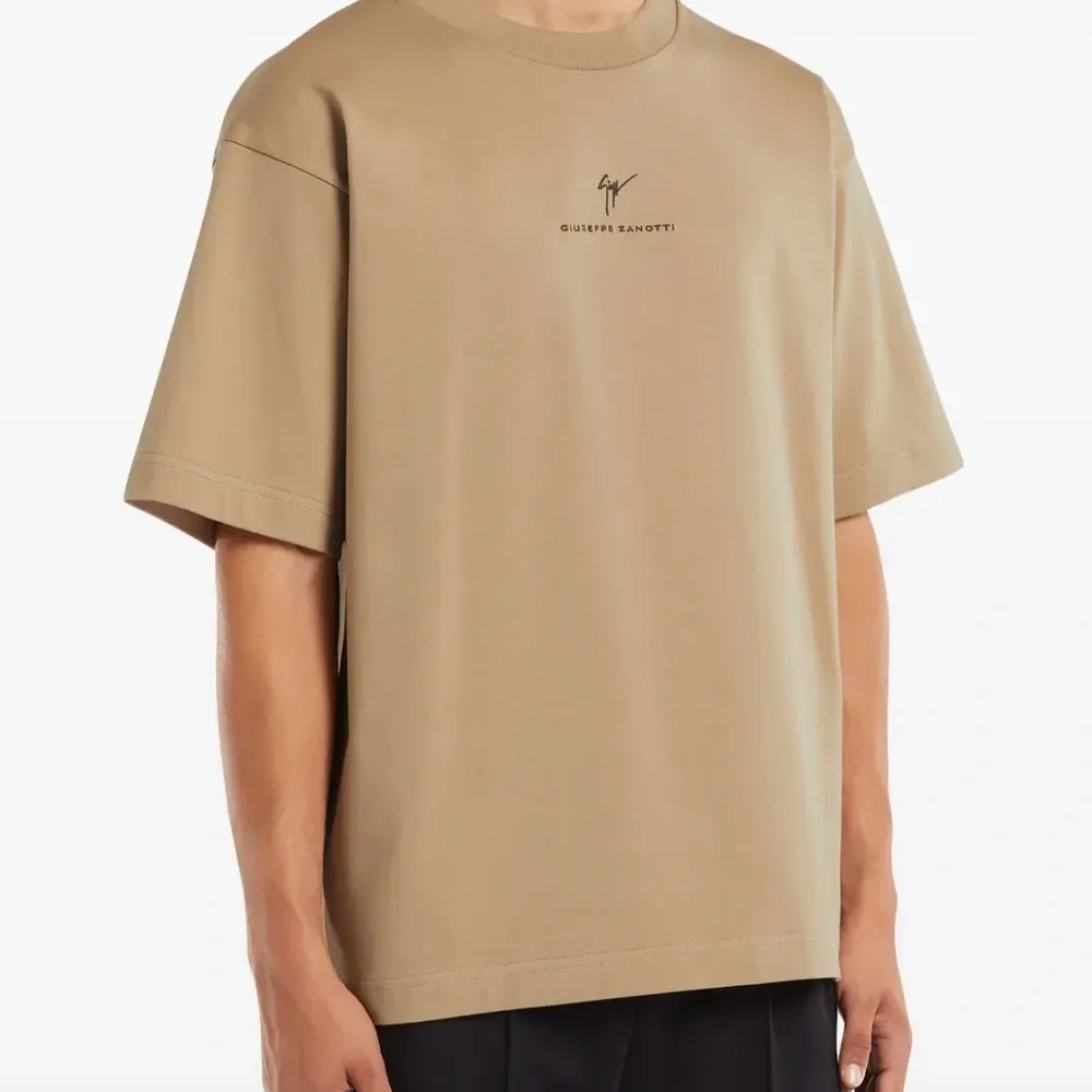 Футболка LR-62