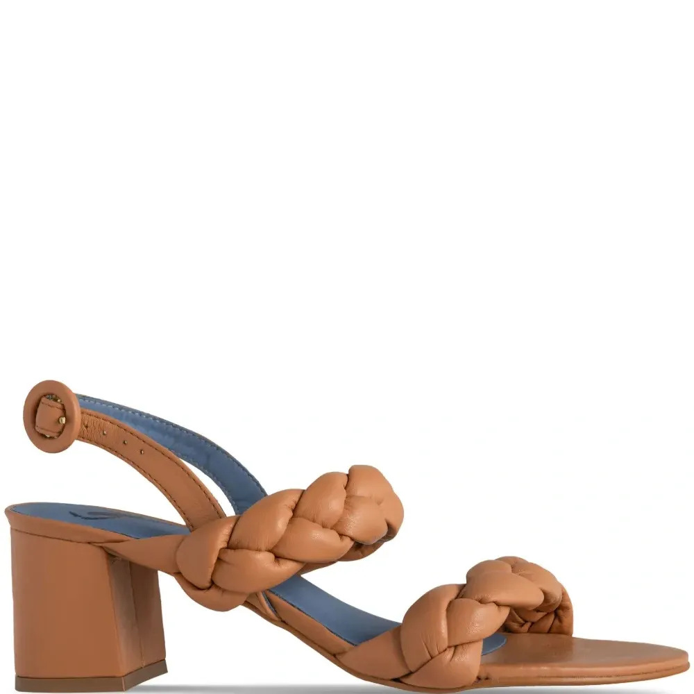 Сандалии с плетеными ремешками