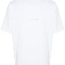 Футболка с вышитым логотипом