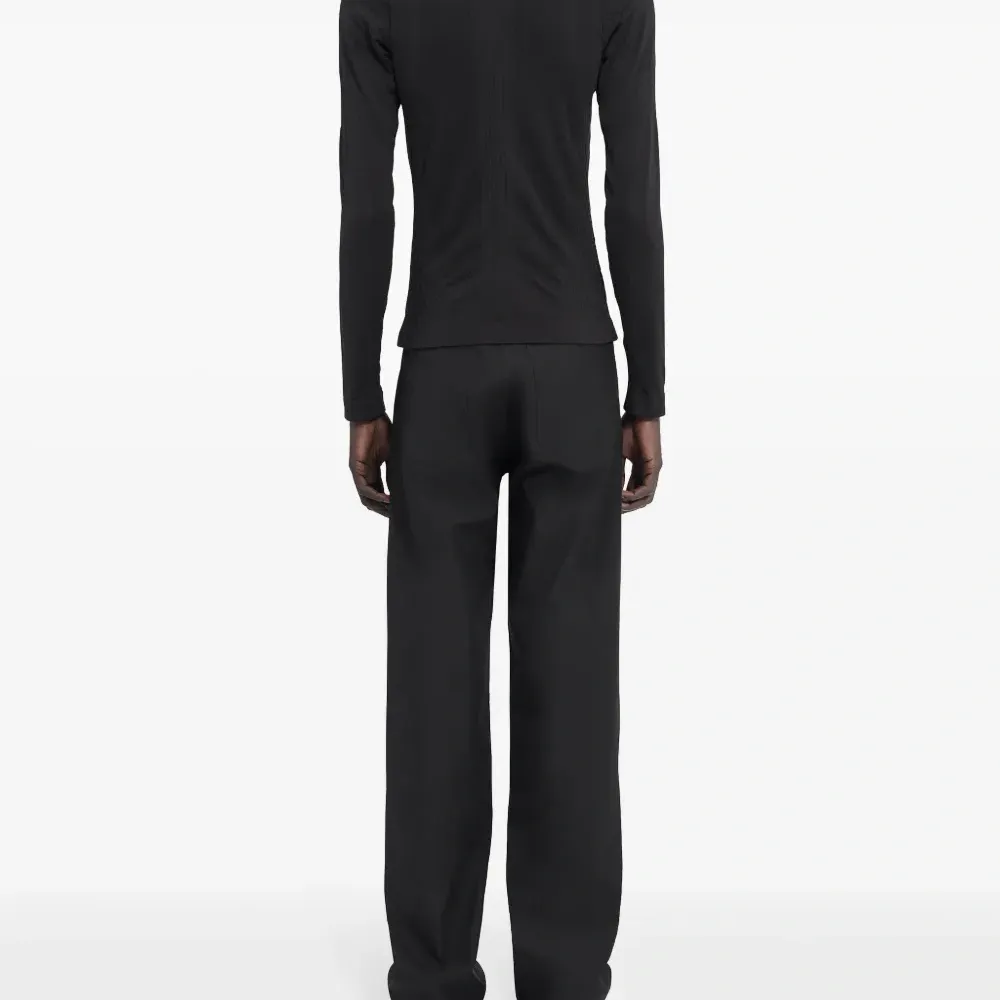 Топ из коллаборации с Salomon Топ из коллаборации с Salomon