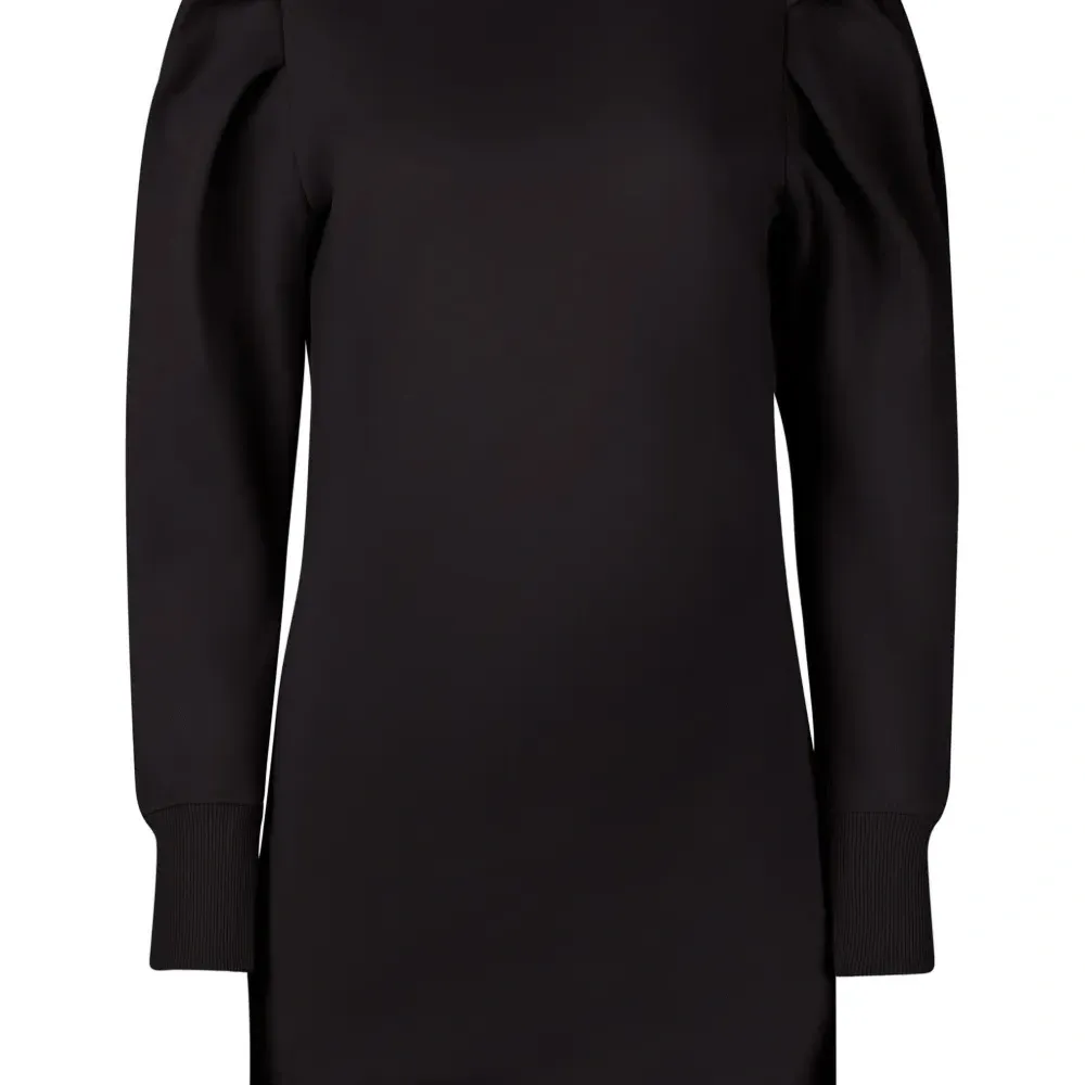 Платье-свитер с объемными рукавами