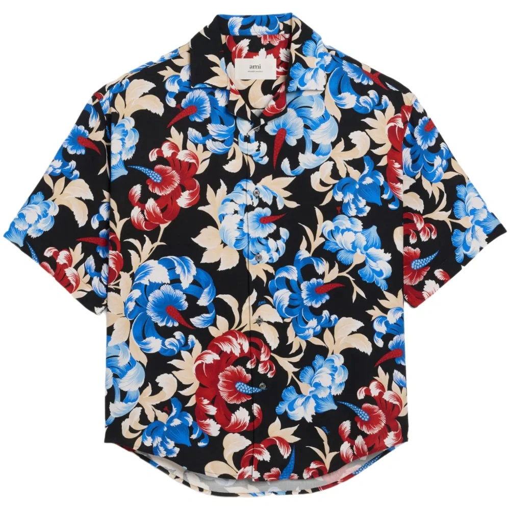 Рубашка свободного кроя с короткими рукавами