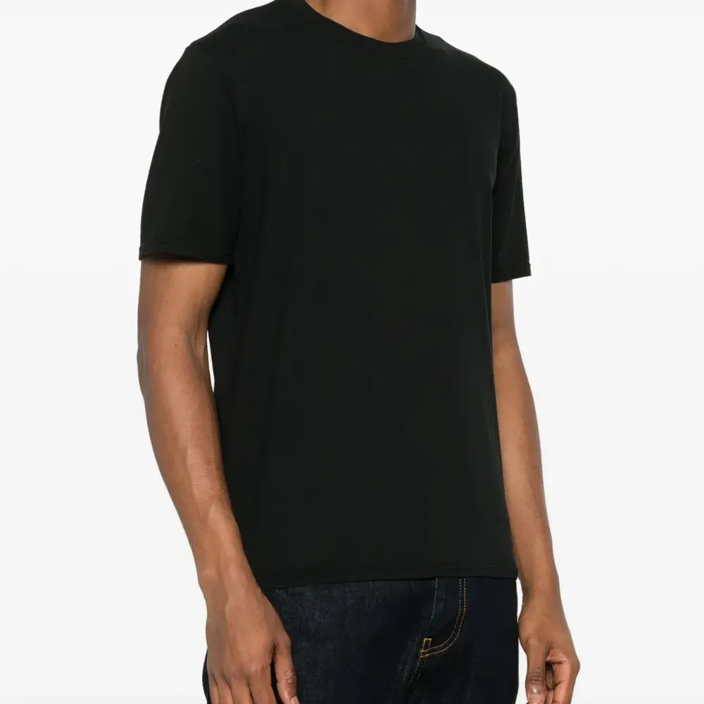 Футболка с короткими рукавами