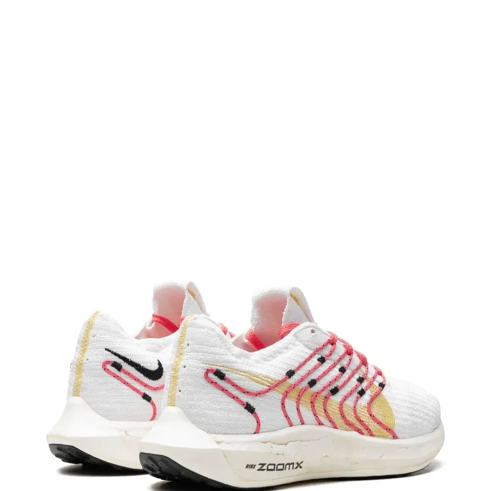 Кроссовки Pegasus Turbo Next Nature Topaz Gold