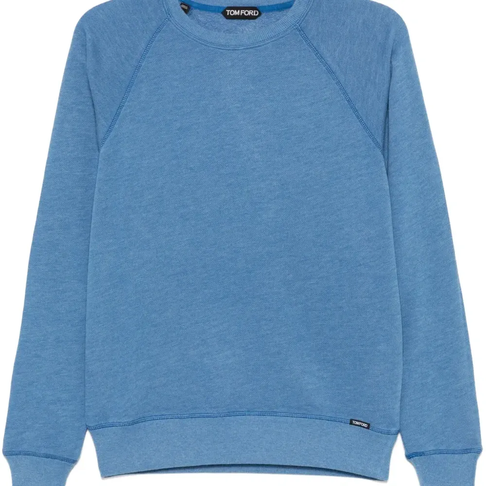 Толстовка с нашивкой-логотипом