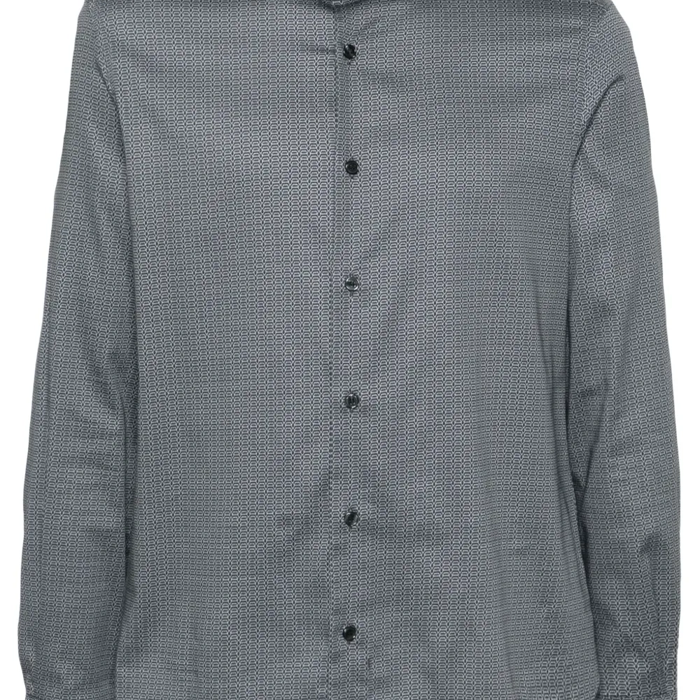 Поплиновая рубашка с геометричным принтом