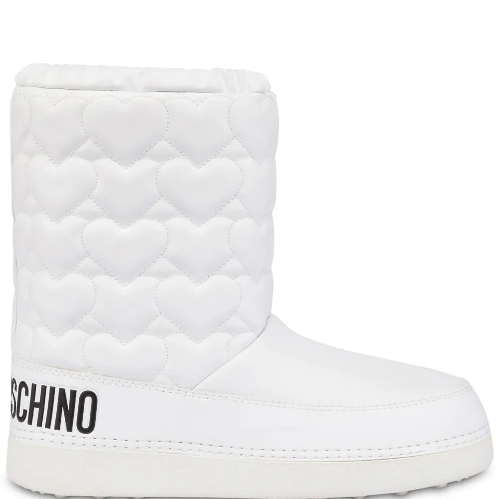 Стеганые ботинки