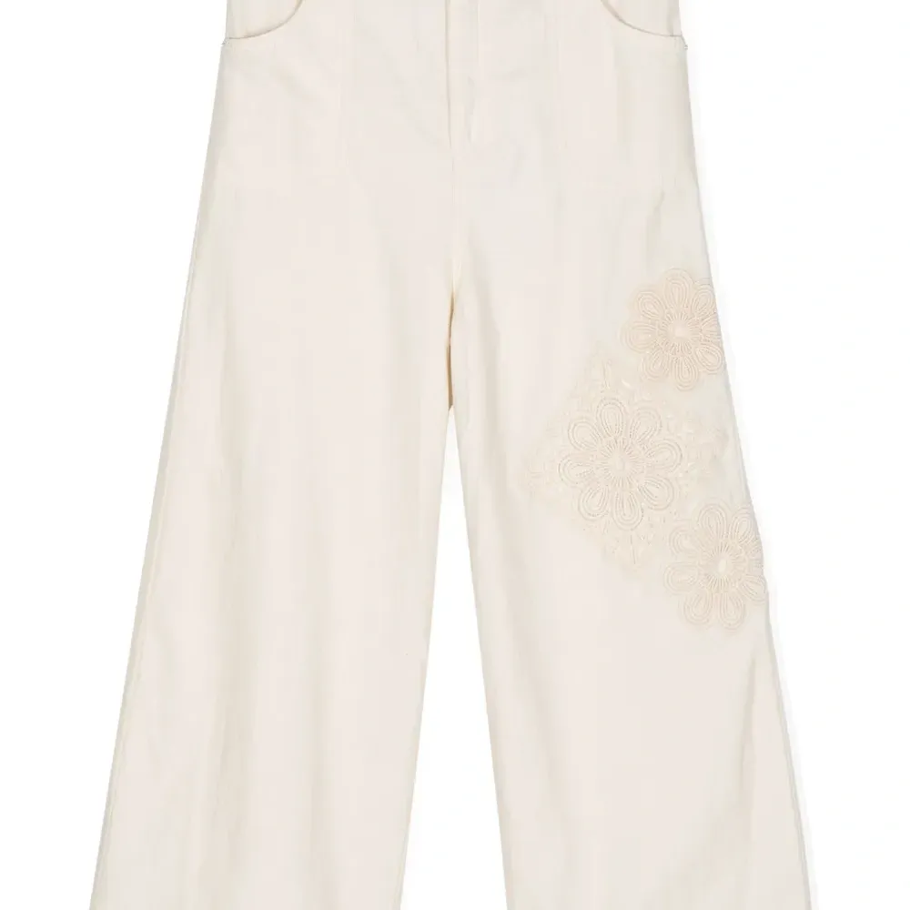 Брюки Halliday с цветочной аппликацией