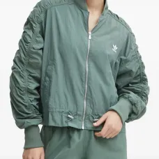 Бомбер с присборенными рукавами