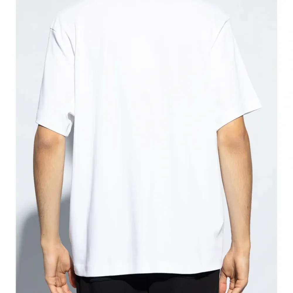 Футболка с логотипом