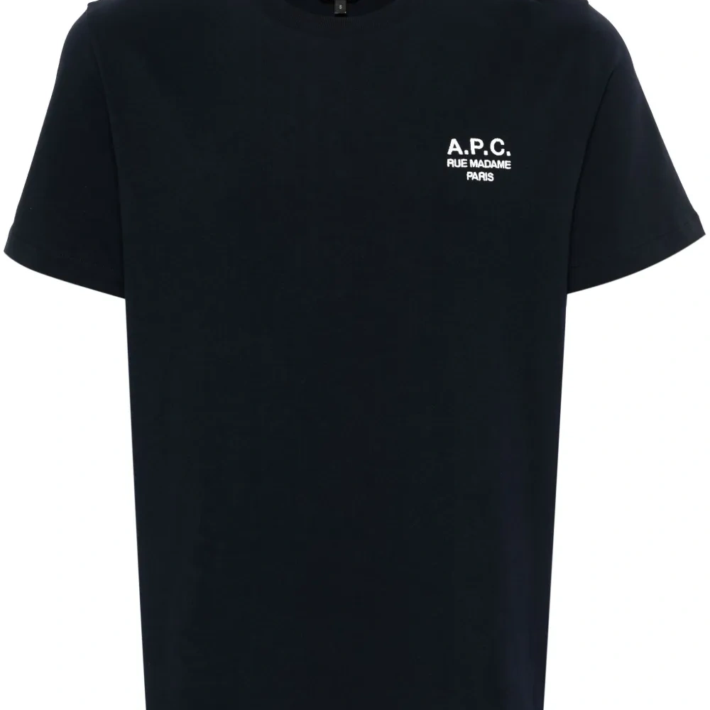 Футболка с вышитым логотипом