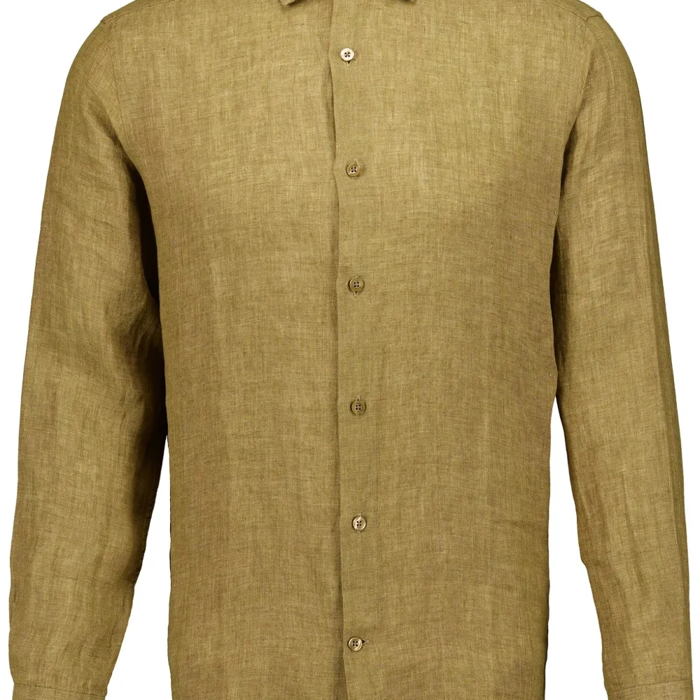 Льняная рубашка