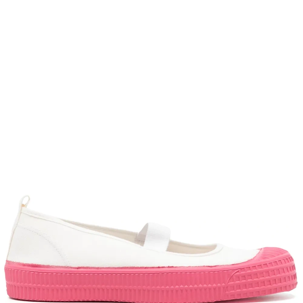 Кроссовки Uwabaki