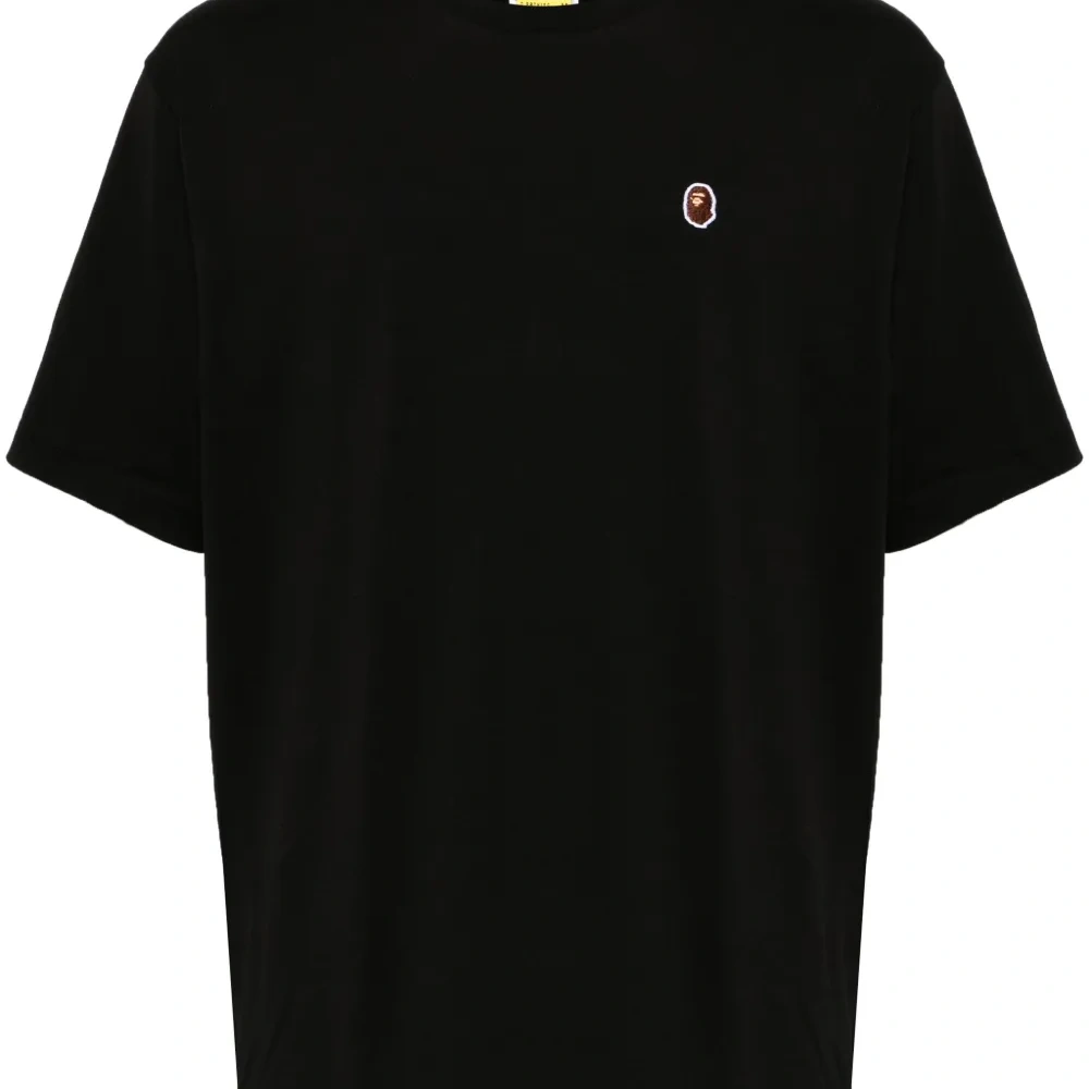 Футболка с вышитым логотипом