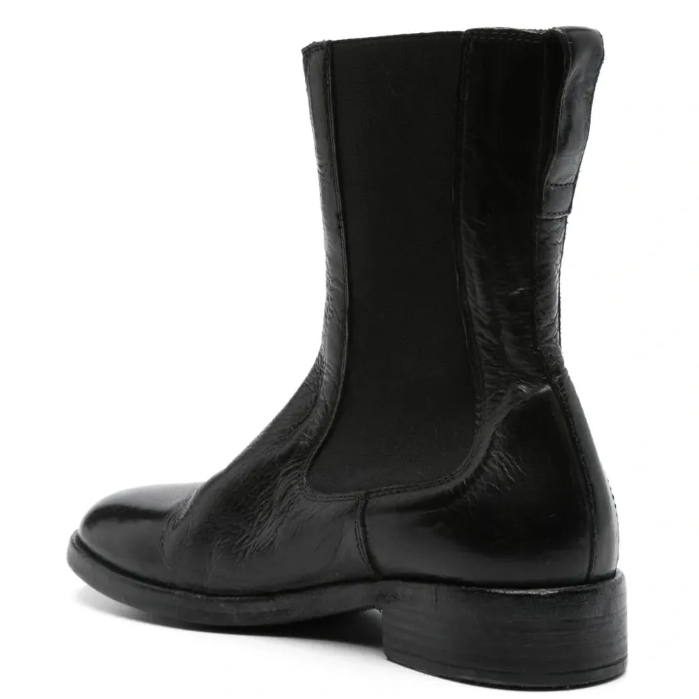 Кожаные ботинки