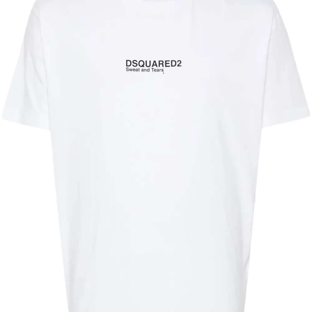 Футболка с логотипом