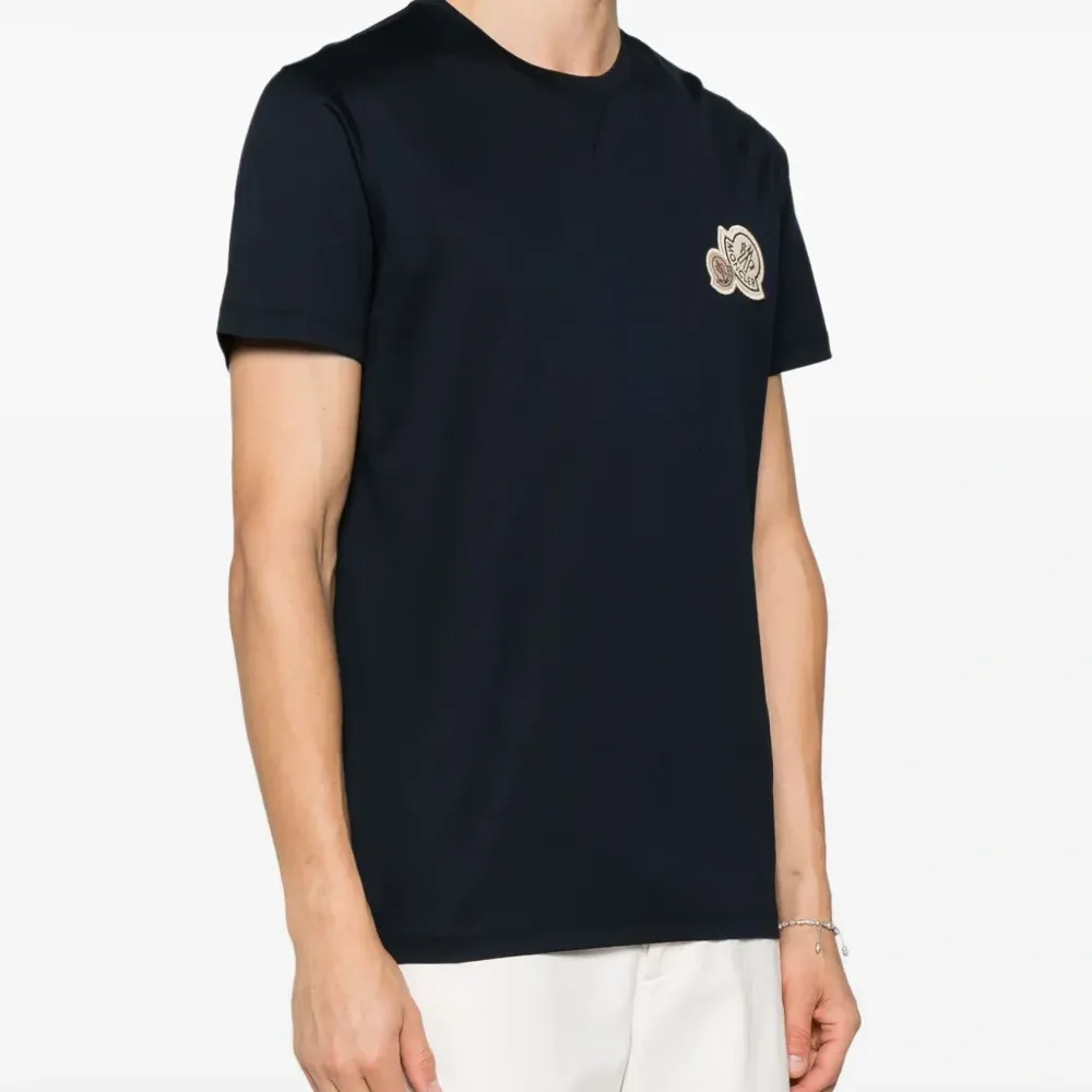 Футболка с логотипом Футболка с логотипом