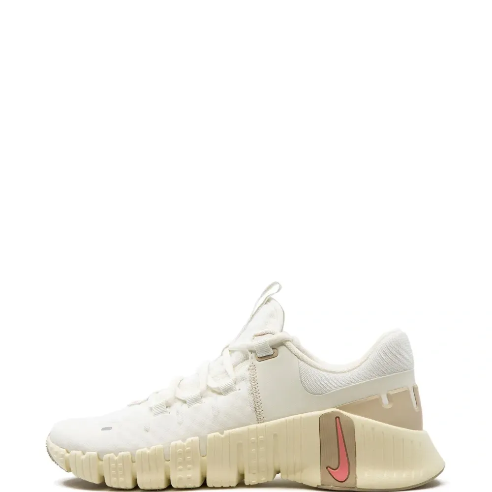 Кроссовки Free Metcon 5 Sail/Sanddrift