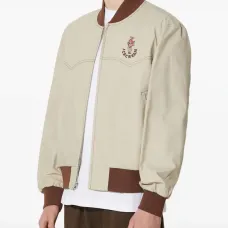 Бомбер с вышитым логотипом
