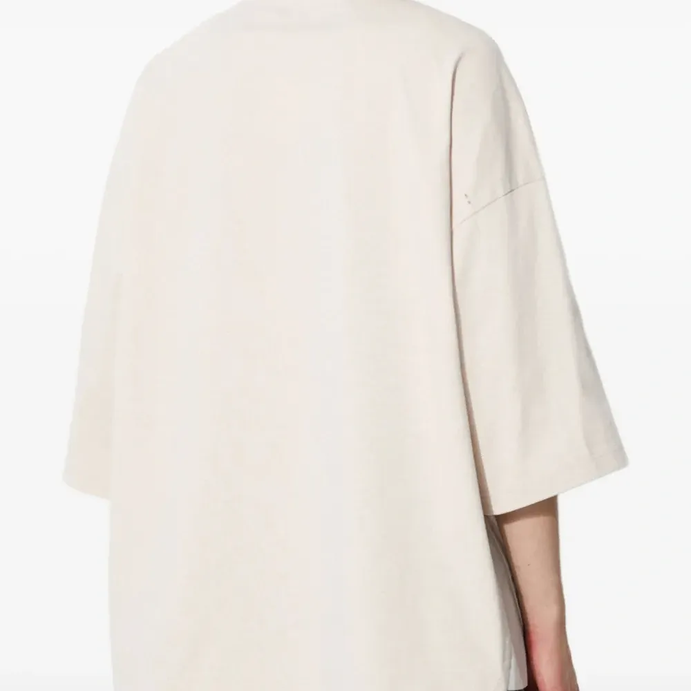 Футболка с логотипом