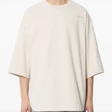 Футболка с логотипом