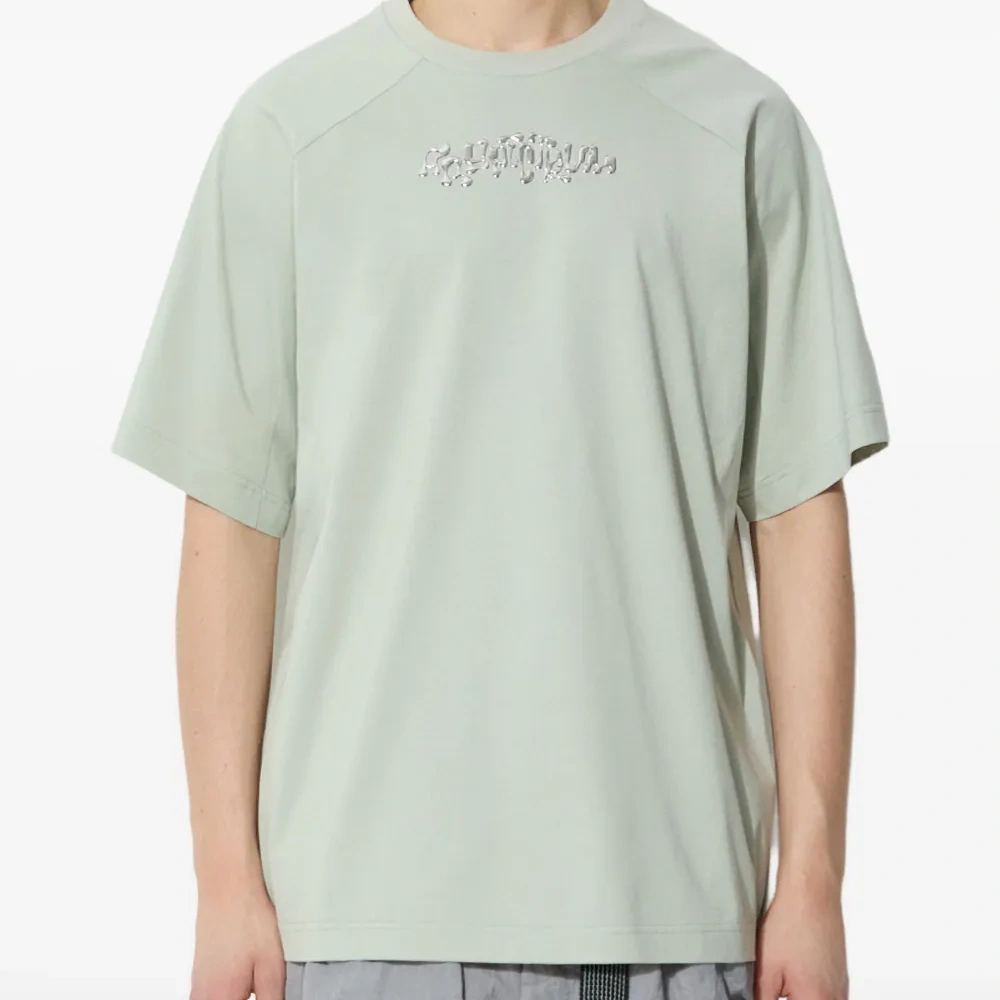 Футболка с рукавами реглан и эффектом металлик