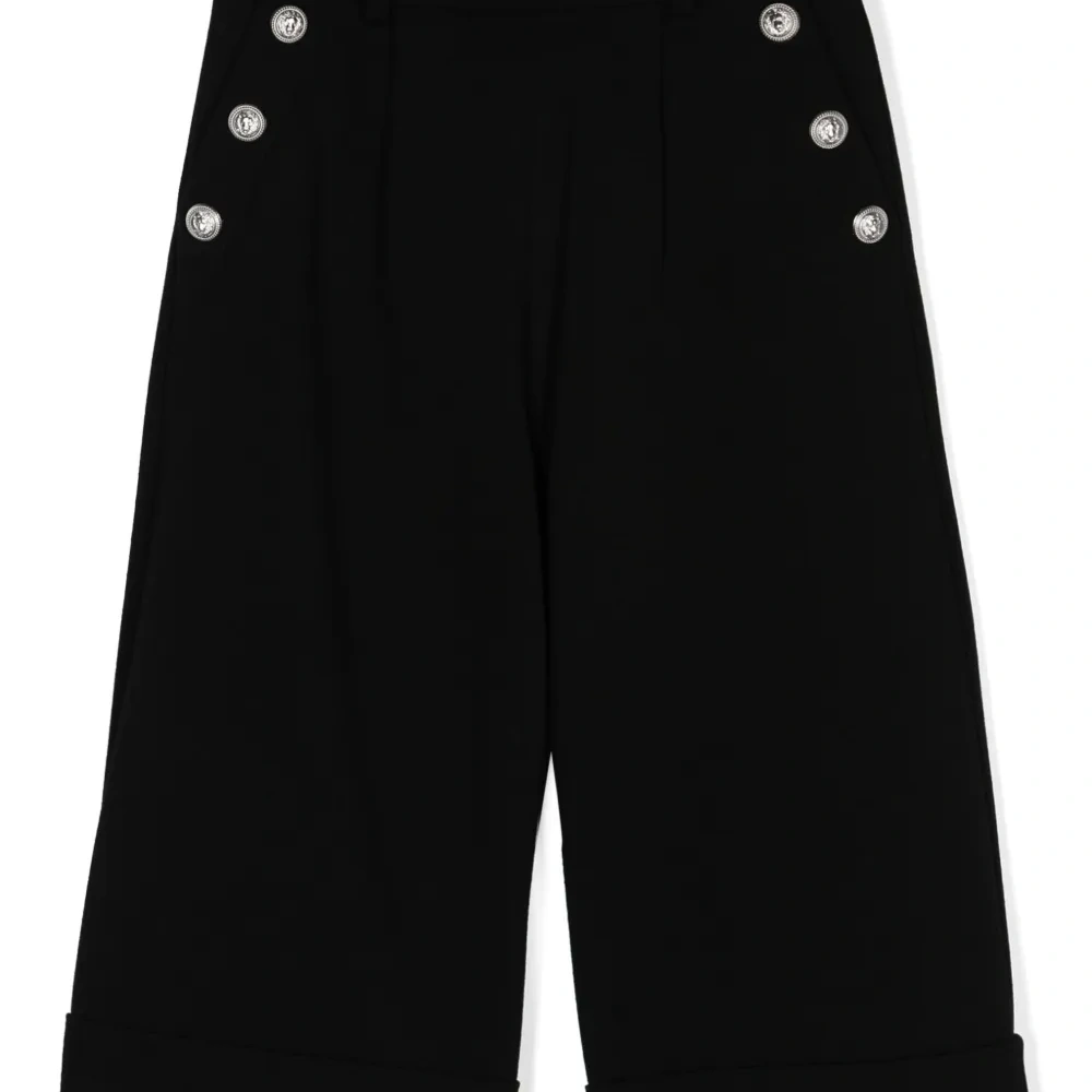 Широкие брюки со складками