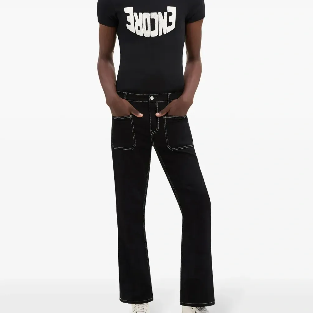 Футболка с графичным принтом