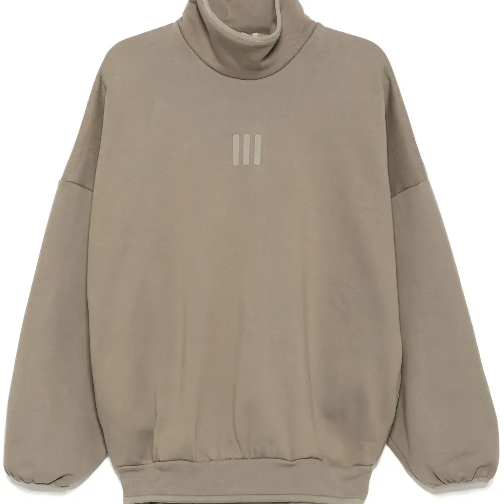 Толстовка с высоким воротником из коллаборации с Fear Of God