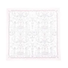 Одеяло Toile De Jouy из коллаборации с Caitlin Wilson Одеяло Toile De Jouy из коллаборации с Caitlin Wilson