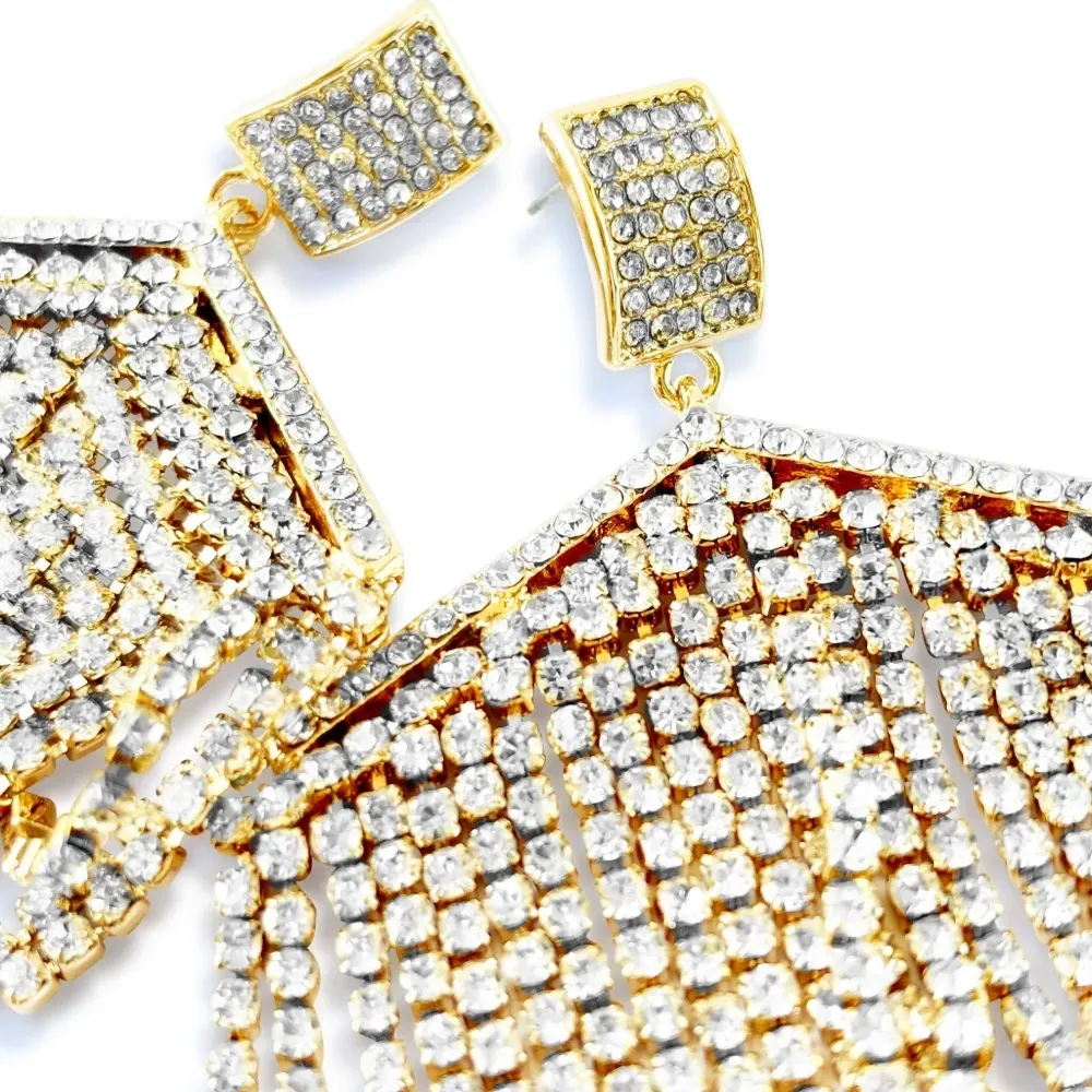 Серьги-подвески с кристаллами