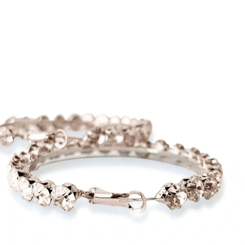 Серьги-кольца со стразами