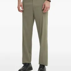 Брюки строгого кроя