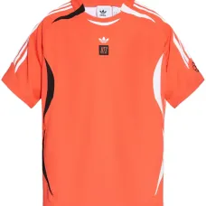 Футболка из коллаборации с NTS Radio