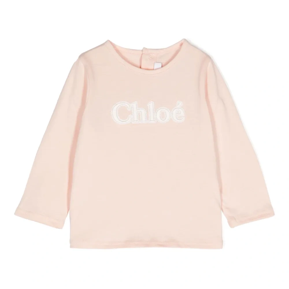 Футболка с вышитым логотипом