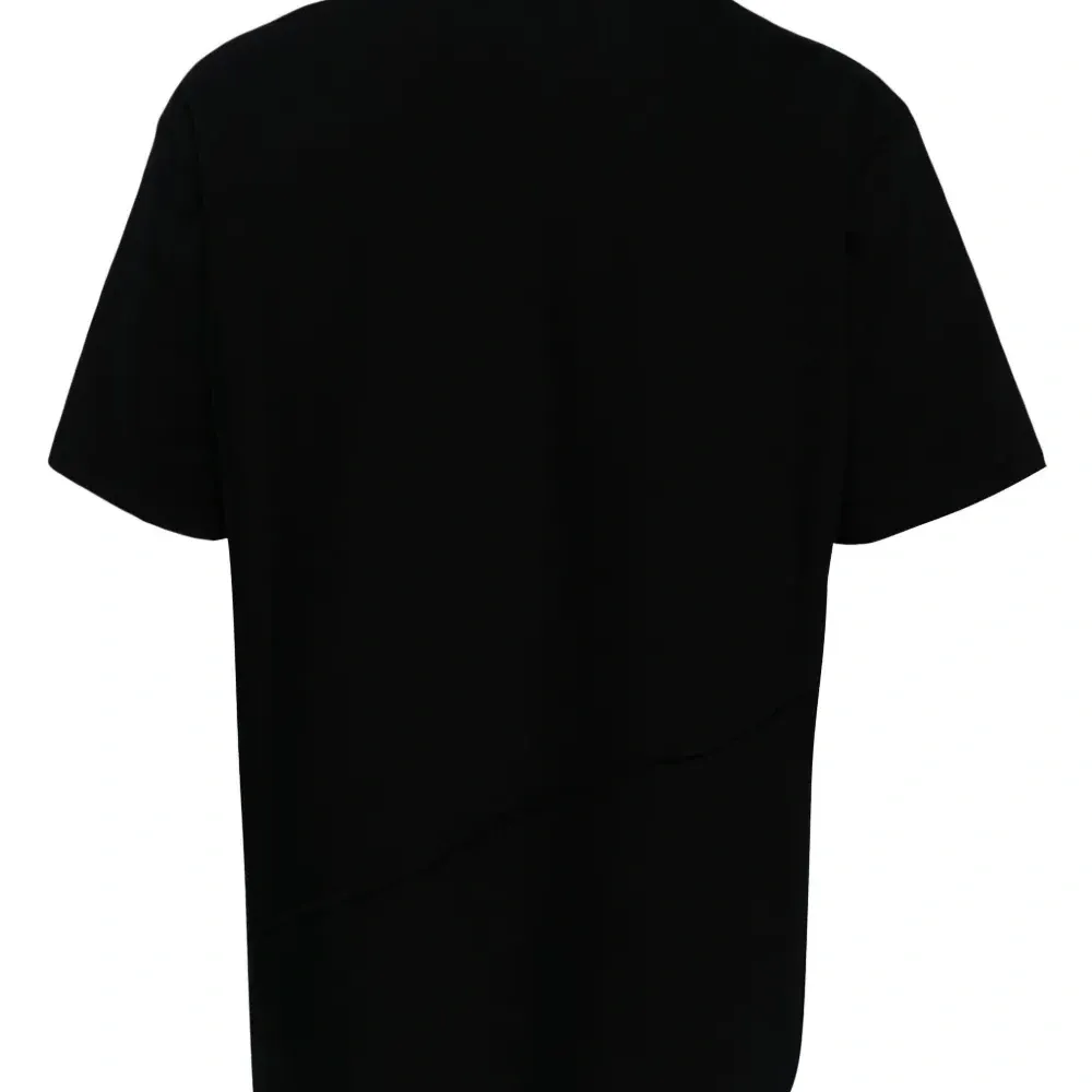 Футболка с логотипом